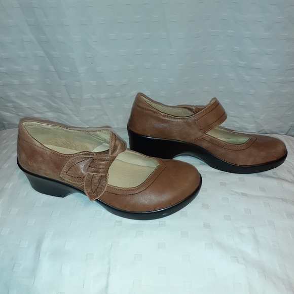 ALAGRIA LEATHER DOCTOR/NURSES/WORK WOMEN'S SHOES SIZE 39 - Picture 2 of 8
